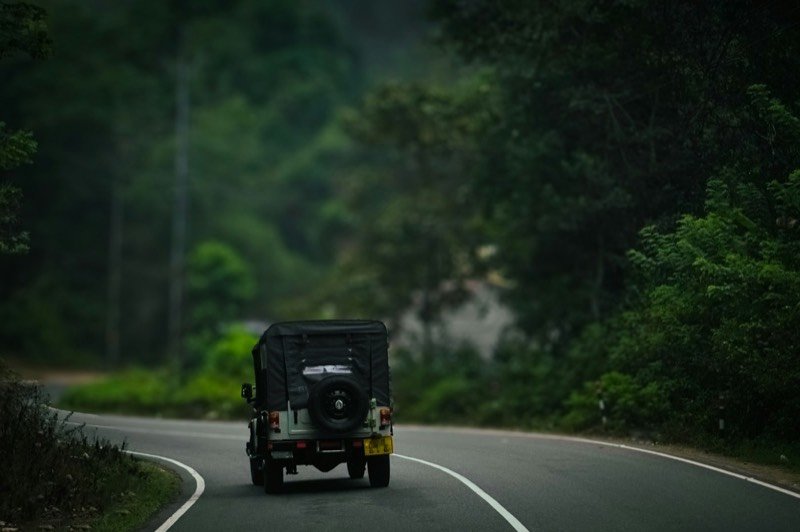 5-Day Thekkady, Alleppey Houseboat & Varkala Package